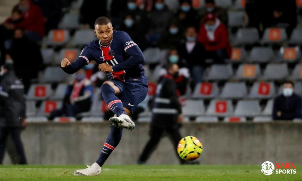 Mbappe đóng góp cú đúp giúp PSG có chiến thắng 4 - 0 trong trận Nimes vs PSG.
