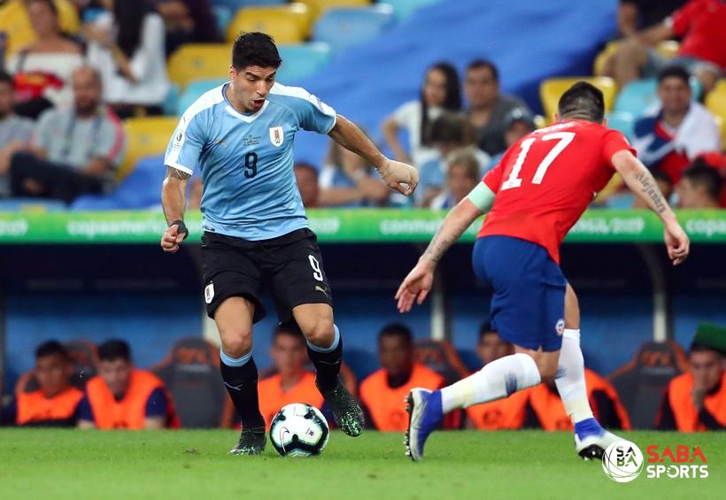 Uruguay - Chile (05h45 ngày 09/10): 3 điểm cho Suarez và các đồng đội