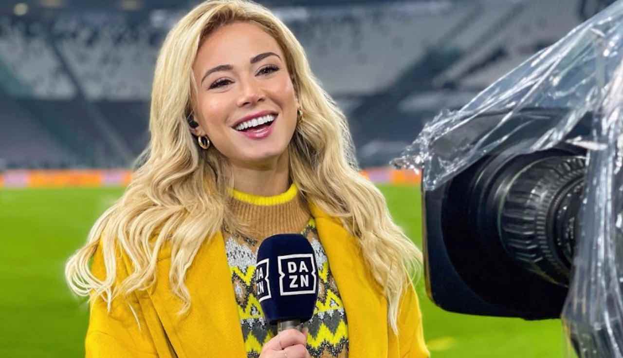 Nữ phóng viên quyến rũ của Serie A làm fan đau lòng vì đã có bạn trai