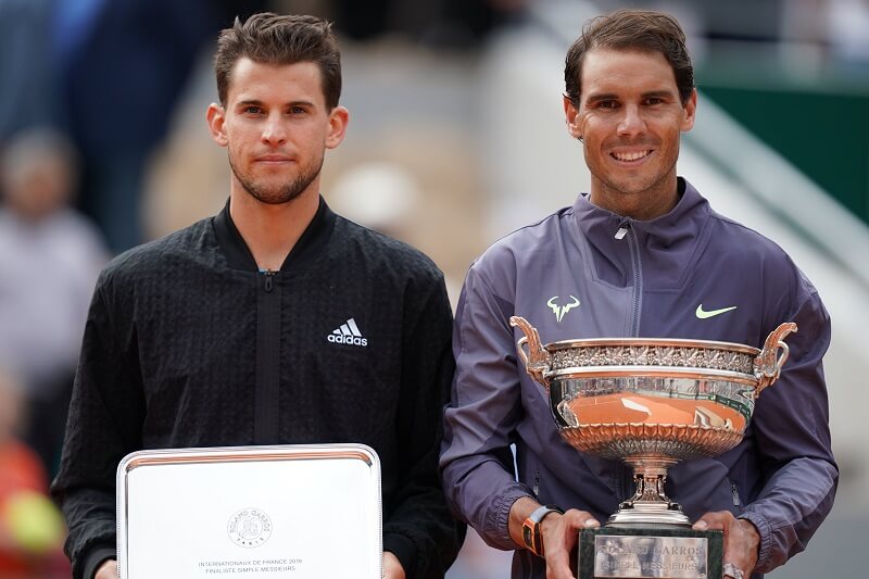 Thiem và Nadal sau trận chung kết năm 2019. (Ảnh: Roland Garros)