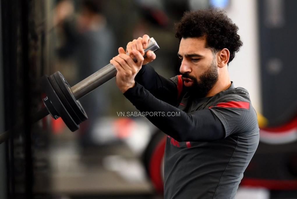 Salah tập luyện trong phòng gym của Liveppool