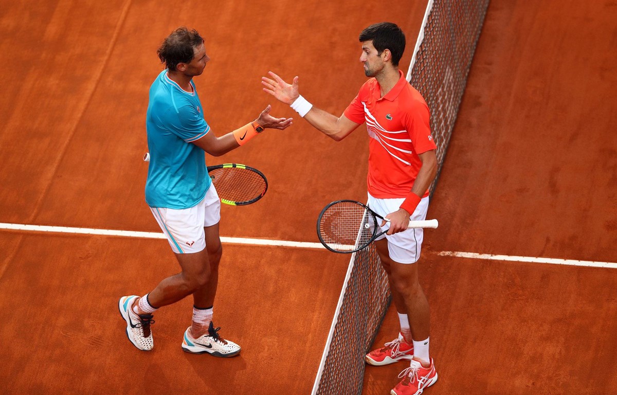 Thất bại trước Nadal, Djokovic đổ tại gió, chê bóng cũ