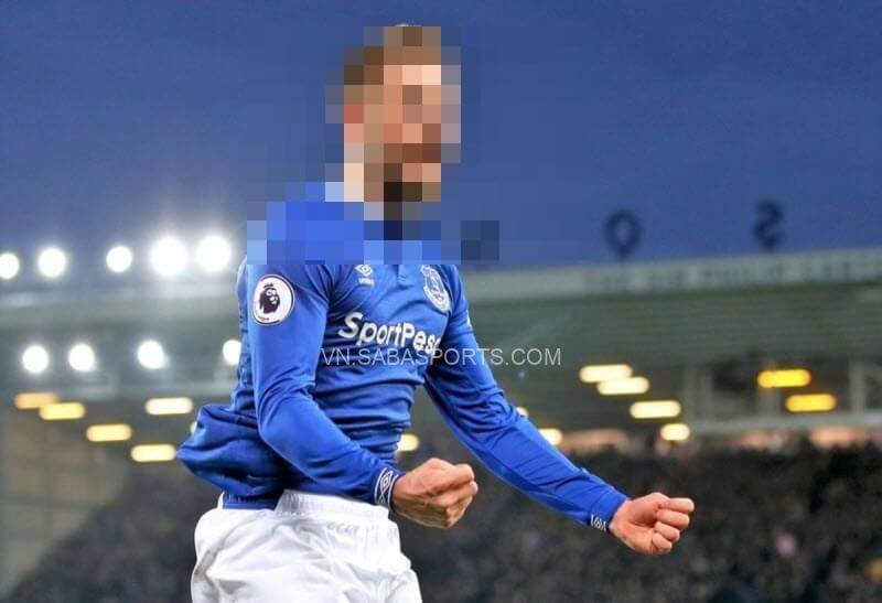 Ngôi sao Everton bị nghi gạ gẫm trẻ em