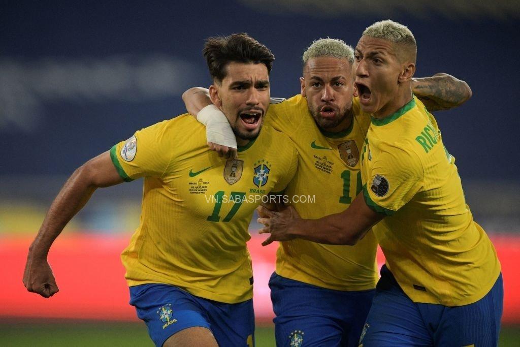 Bị đuổi người, Brazil chơi kiên cường và vào bán kết Copa America 2021