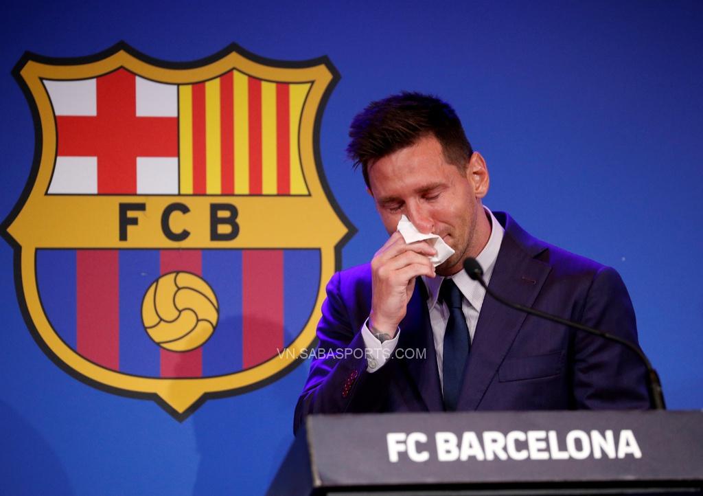 Messi ngậm ngùi rời Barca