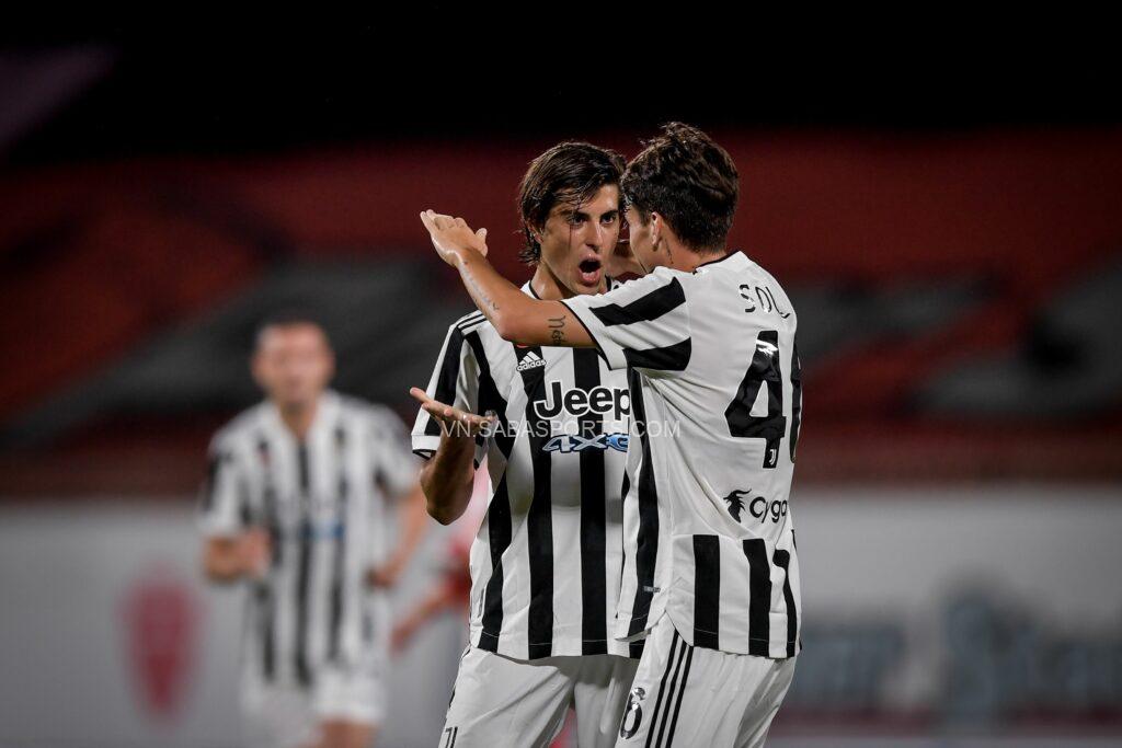 Các cầu thủ trẻ gây ấn tượng với HLV Allegri trong loạt giao hữu trước thềm Serie A.
