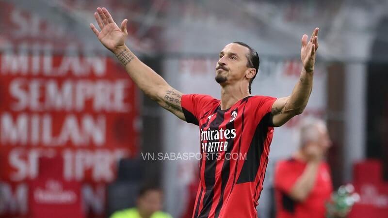 Zlatan Ibrahimovic ấn định chiến thắng 2-0 trước Lazio. (Ảnh: Eurosport)