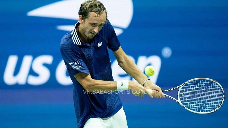Medvedev có kinh nghiệm từ những trận đấu căng thẳng nhất. (Ảnh: ATP Tour)