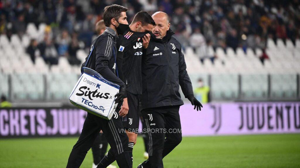 Mattia De Sciglio thất vọng khi phải rời sân sớm