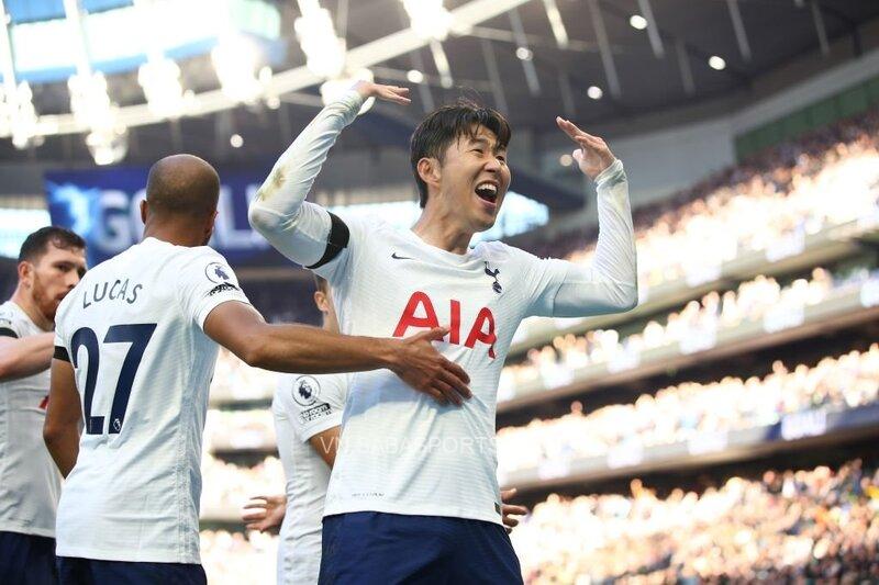 Son Heung Min là người hùng mang về 3 điểm cho Spurs ở trận đấu gặp Aston Villa