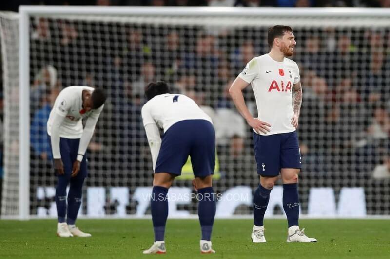 Tottenham thua thất vọng trước Man Utd