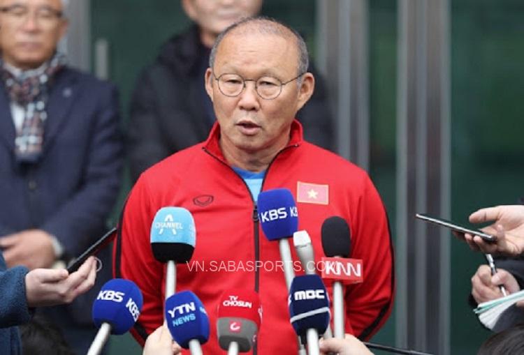 Truyền thông Hàn rất quan tâm đến cách xử trí của ông Park đối với các cầu thủ Việt