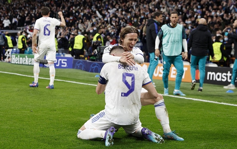 Benzema và Modric khẳng định vai trò đầu tàu.