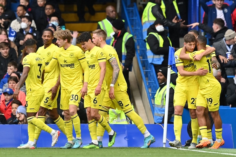 Chelsea nhận thất bại đậm nhất trên sân nhà từ đầu mùa 