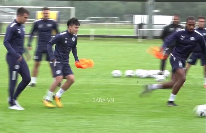 Quang Hải vất vả trong bài “đá ma” tại Pau FC