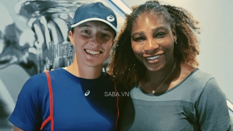 Swiatek vừa có lần đầu gặp trực tiếp Serena.