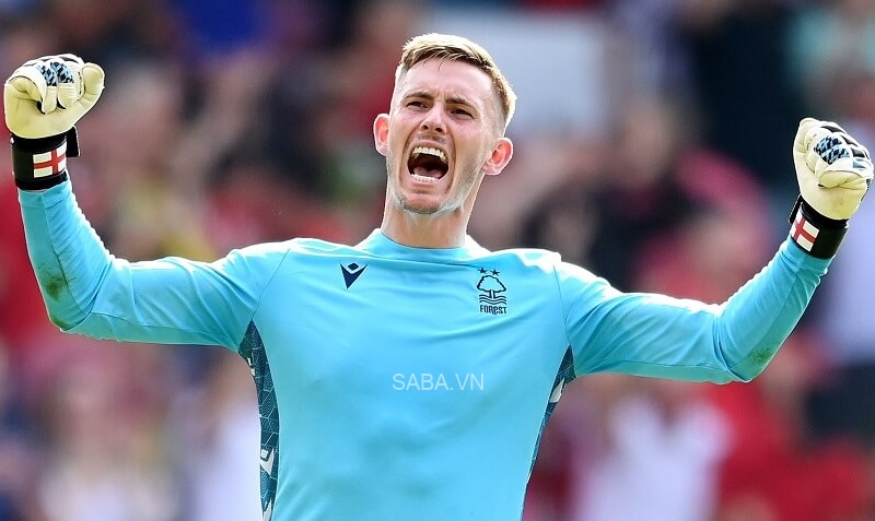 Henderson tìm thấy niềm vui tại Nottingham Forest.