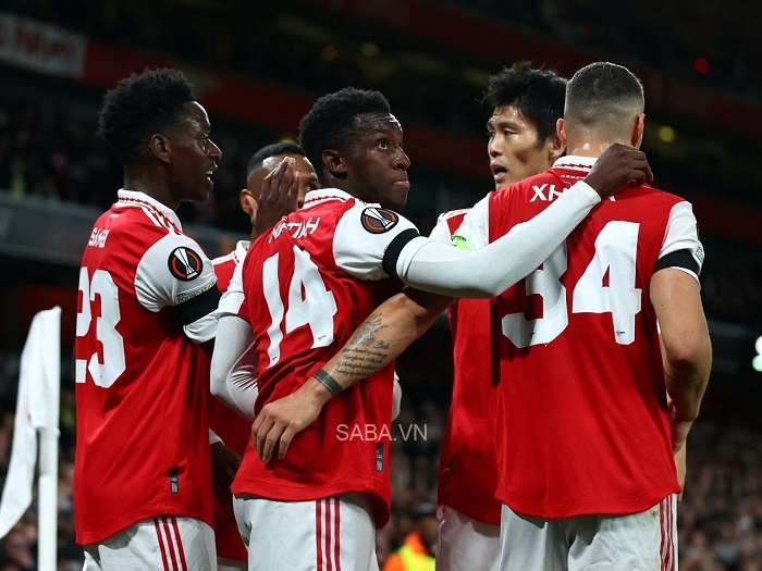 Arsenal vươn lên đầu bảng sau chiến thắng dễ trước Bodo Glimt