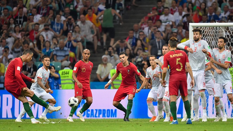 Siêu phẩm sút phạt của Ronaldo tại World Cup 2018
