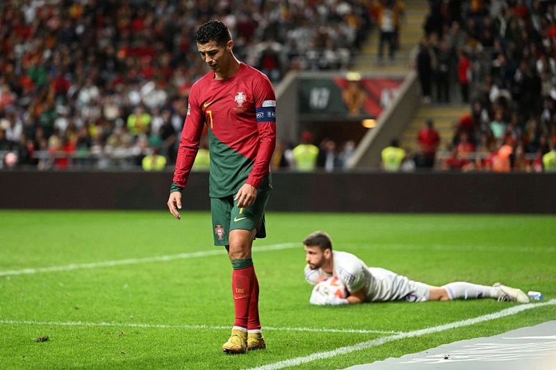 Ronaldo đang sa sút trước World Cup 2022