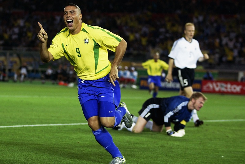 Ronaldo de Lima là người ghi bàn nhiều nhất cho Brazil ở World Cup
