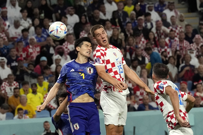 Croatia lầm lỳ và bản lĩnh tiến qua từng thử thách 