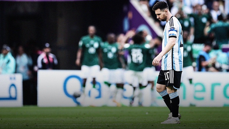 Messi gần như không hỗ trợ phòng ngự