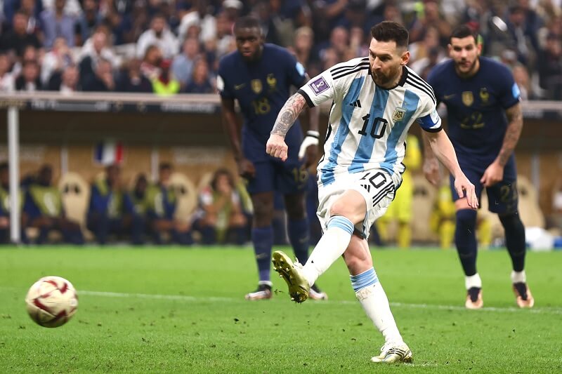 Messi đang chiếm trọn 'spotlight'