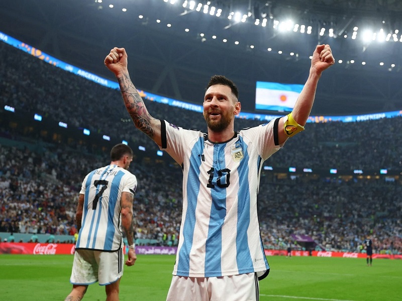 Messi chỉ còn cách danh hiệu duy nhất còn thiếu 1 trận đấu cuối cùng