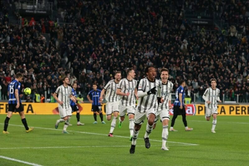 Phải tới gần cuối hiệp 2, Cuadrado mới giúp Juventus mở tỷ số trận đấu