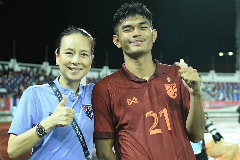 Madam Pang đã phải ra sức thuyết phục CLB chủ quản cho Poeiphimai dự SEA Games 32