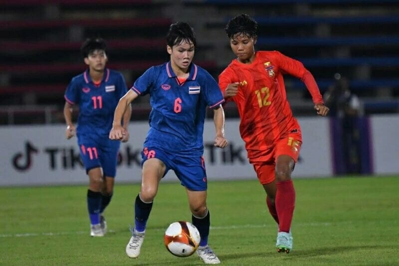 Nữ Thái Lan sớm vươn lên dẫn trước 2 bàn