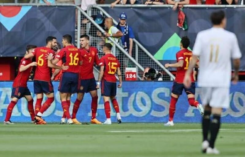 Tây Ban Nha có bàn thắng từ rất sớm 