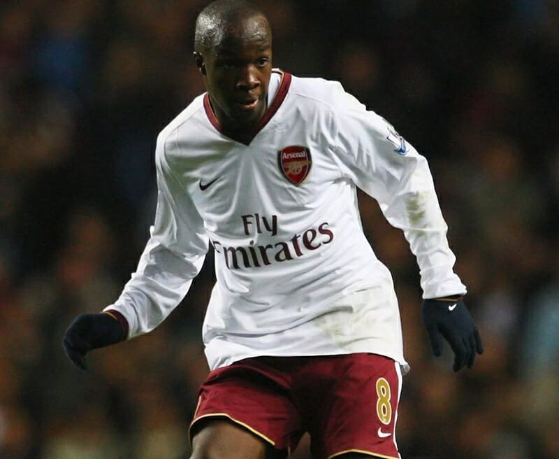Diarra chơi cho cả Chelsea và Arsenal