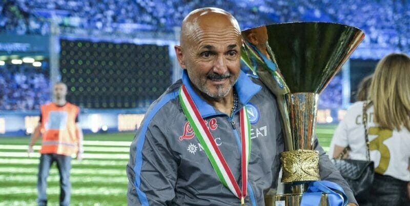 Spalletti giúp Napoli giành scudetto sau 33 năm