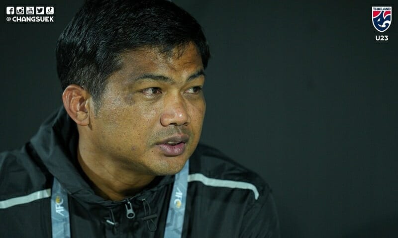 ‘Hủy diệt’ đối thủ, HLV U23 Thái Lan vẫn không hài lòng