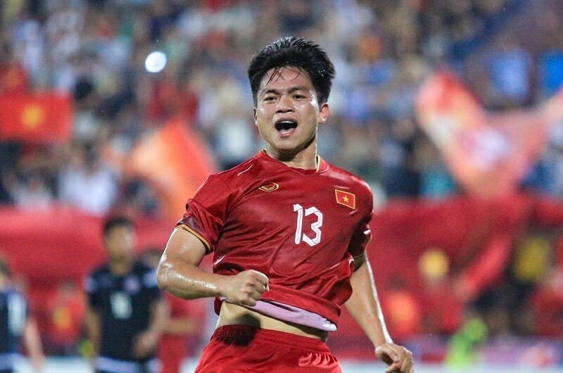 U23 Việt Nam không gặp nhiều khó khăn trong hiệp hai (Ảnh: Sport5). 