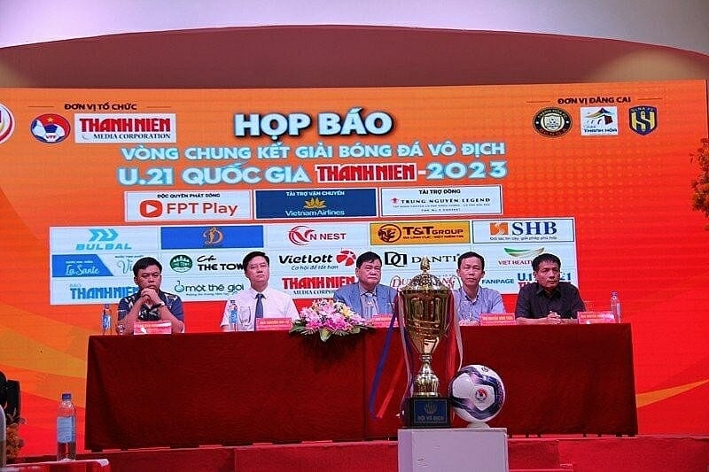 Buổi họp báo bốc thăm chia bảng và xếp lịch thi đấu vòng chung kết U21 quốc gia Thanh Niên 2023.