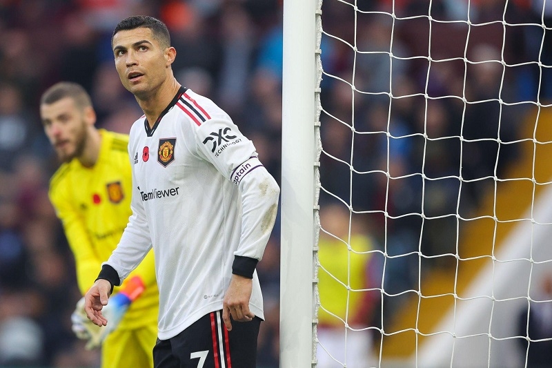 Cristiano Ronaldo không hài lòng với cơ sở vật chất tại Man United.