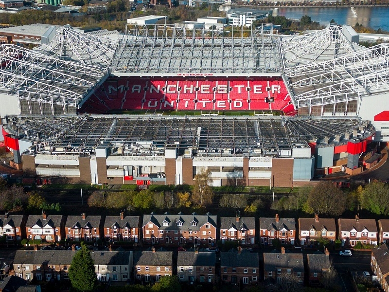 Sân Old Trafford từng là niềm tự hào của thành phố Manchester.