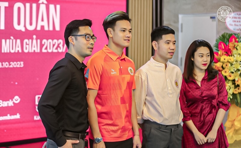 Hồ Tấn Tài khẳng định mục tiêu của CAHN là chức vô địch V-League 2023/24 (Ảnh: Công An Hà Nội FC).