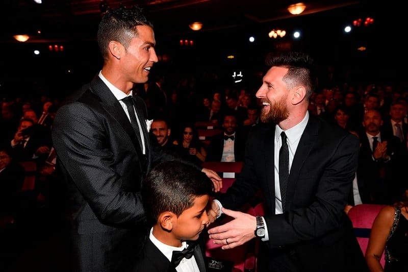 Messi nói lời bất ngờ về Ronaldo sau khi nhận Quả bóng Vàng 2023
