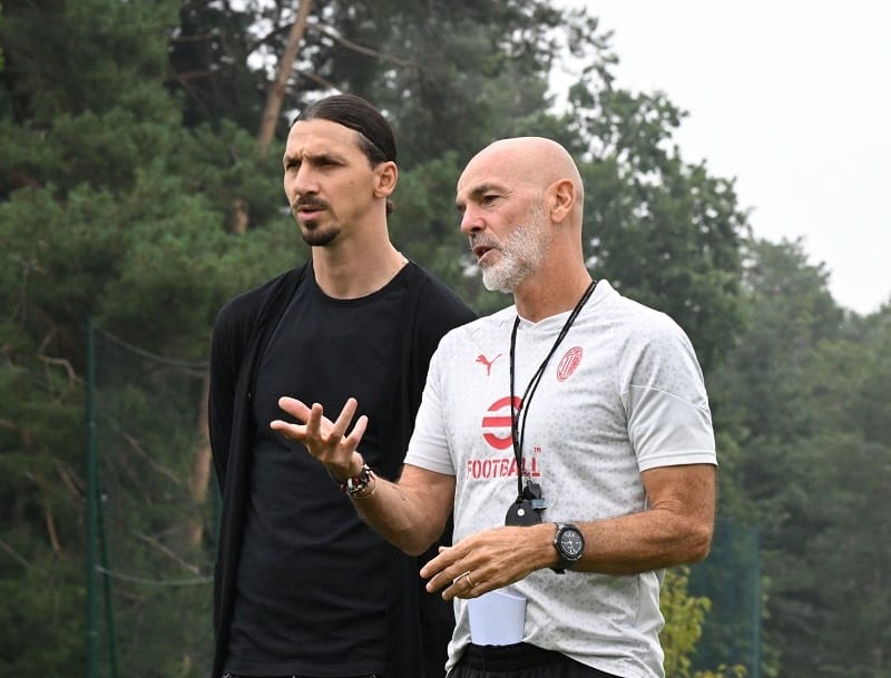 HLV Stefano Pioli ủng hộ việc Zlatan Ibrahimovic trở lại AC Milan.