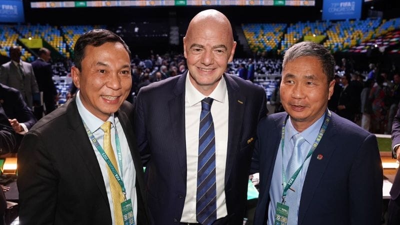 Chủ tịch VFF bác bỏ tin đồn được FIFA cấp 100 triệu USD để xây SVĐ mới