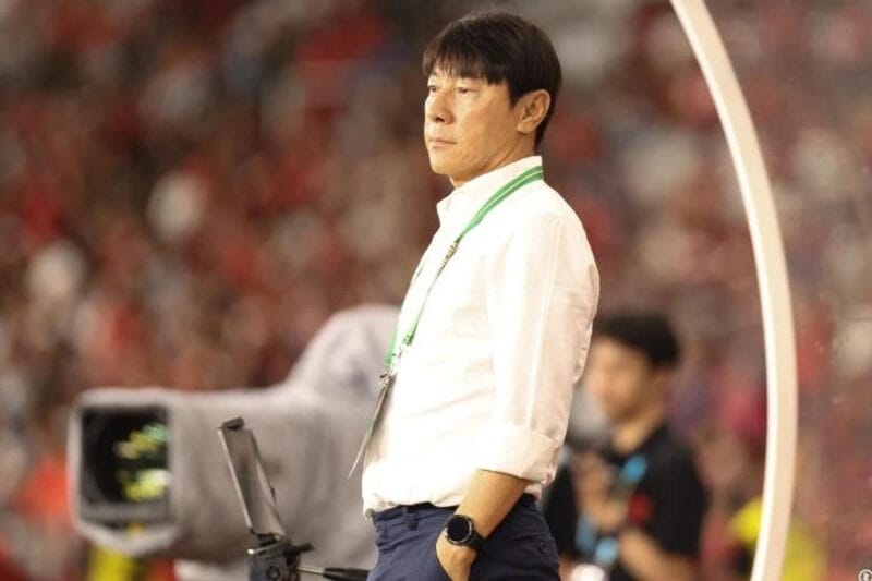 HLV Shin Tae-yong có nguy cơ bị Indonesia sa thải sau khởi đầu không tốt tại vòng loại hai World Cup 2026.