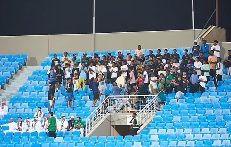 Người Ả Rập thờ ơ với bóng đá.