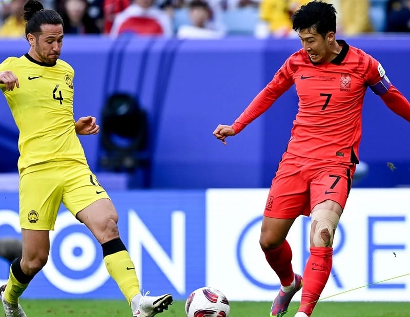 Hàn Quốc đánh mất ngôi đầu bảng khi bị Malaysia níu chân (Ảnh: Báo Thanh Niên)