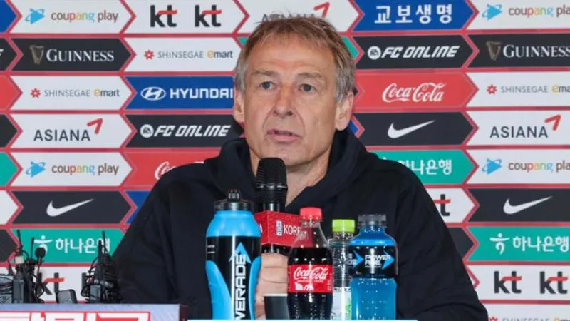 ĐT Hàn Quốc hòa bạc nhược, HLV Klinsmann bực ra mặt