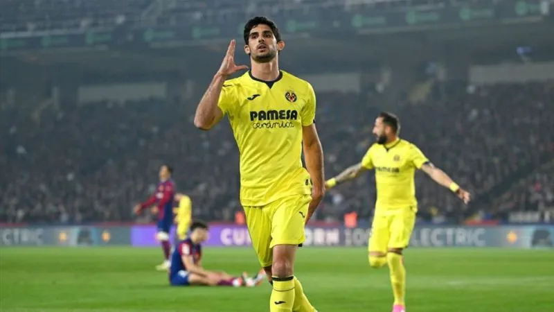 Kết quả bóng đá Barcelona vs Villarreal: Hàng thủ tệ hại, Camp Nou thất thủ trong trận cầu có 8 bàn thắng