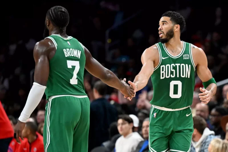 Celtics tăng cường lực lượng, Nets đón nhà vô địch FIBA